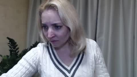 Mari online show from February 2025 07:49:02 PM