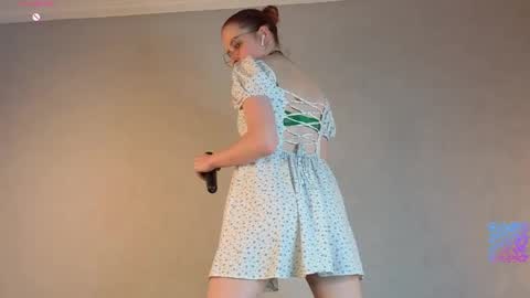 Yumi online show from April 2026 06:19:02 PM