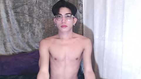 OISHI1II online show from January 2025 09:13:02 AM