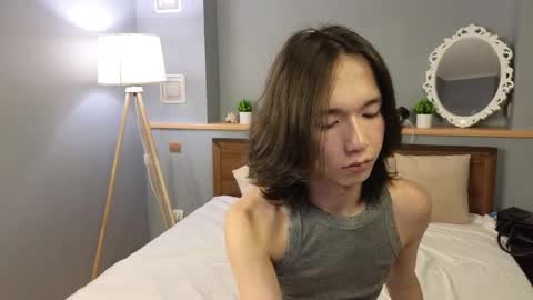 Ami online show from October 2025 03:47:02 PM