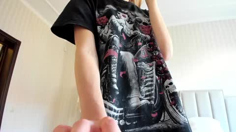            Welcome to my fans page  online show from September 2025 11:45:02 AM