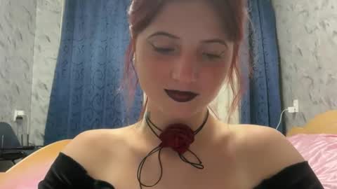 Oktavia7777 online show from June 2026 06:02:01 PM