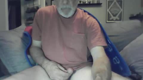 Snapshot of old_bald63 chatting on May 2026 12:16:01 AM old_bald63 online show from May 2026 12:16:01 AM