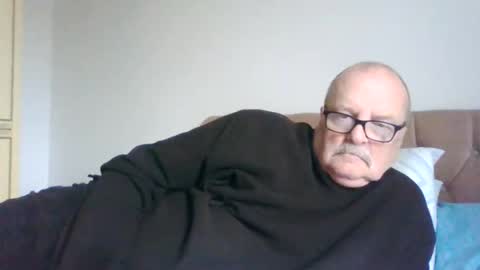 old_fkrr_ online show from November 2025 02:39:02 PM