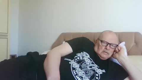 Snapshot of old_fkrr_ chatting on April 2026 09:56:02 AM old_fkrr_ online show from April 2026 09:56:02 AM