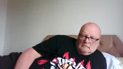 Snapshot of old_fkrr_ chatting on May 2026 10:34:01 AM old_fkrr_ online show from May 2026 10:34:01 AM