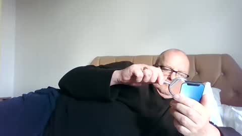 Snapshot of old_fkrr_ chatting on June 2026 03:11:01 PM old_fkrr_ online show from June 2026 03:11:01 PM
