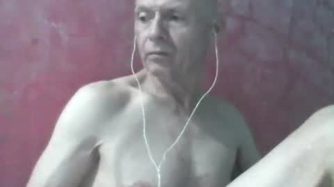 oldbuthorny62 online show from April 2026 07:31:01 AM