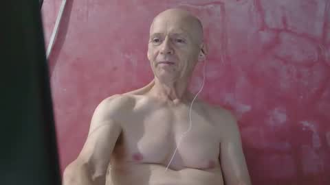 Snapshot of oldbuthorny62 chatting on May 2026 03:00:01 PM oldbuthorny62 online show from May 2026 03:00:01 PM