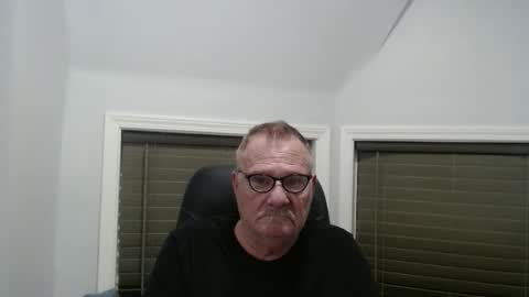 oldguybigd online show from May 2026 05:27:02 AM