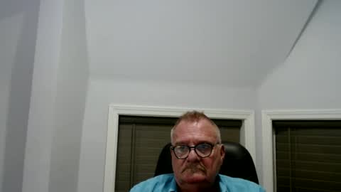 Snapshot of oldguybigd chatting on June 2026 05:56:01 AM oldguybigd online show from June 2026 05:56:01 AM