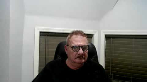 Snapshot of oldguybigd chatting on July 2026 04:08:02 AM oldguybigd online show from July 2026 04:08:02 AM
