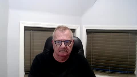 Snapshot of oldguybigd chatting on July 2026 02:14:02 AM oldguybigd online show from July 2026 02:14:02 AM
