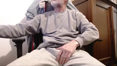 Snapshot of oldwolfman chatting on January 2025 10:21:02 AM oldwolfman online show from January 2025 10:21:02 AM