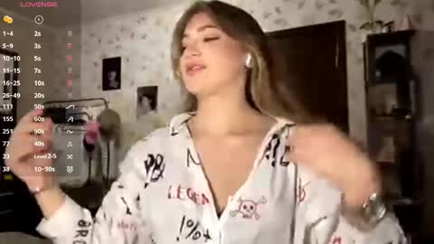 Kem online show from November 2025 03:52:02 PM