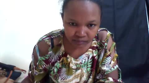 Snapshot of olgaaldy chatting on June 2026 04:31:01 PM olgaaldy online show from June 2026 04:31:01 PM