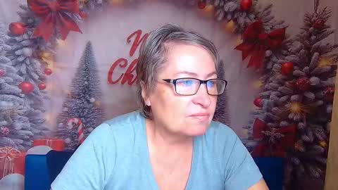 Snapshot of olgaluck chatting on December 2025 06:17:02 AM OlgaLuck online show from December 2025 06:17:02 AM