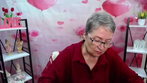 OlgaLuck online show from May 2026 06:11:01 AM