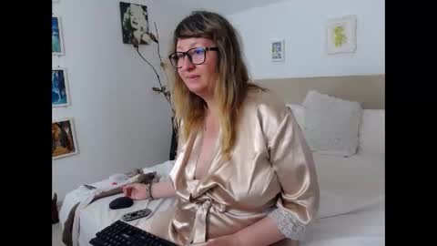 Olga Pavlova online show from May 2026 01:10:02 PM