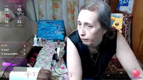 Olguscha online show from October 2025 11:43:02 AM