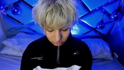 oliiverr22 online show from January 2026 11:26:01 AM