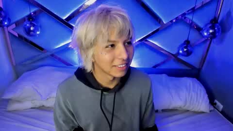 oliiverr22 online show from January 2026 11:16:02 AM