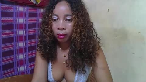 Snapshot of olinaa chatting on April 2026 11:53:02 AM olinaa online show from April 2026 11:53:02 AM