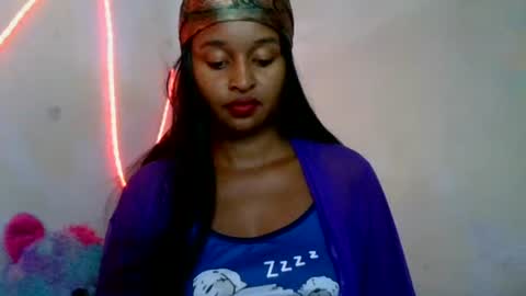Snapshot of olinah610 chatting on June 2026 12:27:01 PM olinah610 online show from June 2026 12:27:01 PM