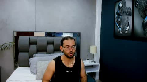 Oliver Blanc online show from April 2026 11:50:02 AM