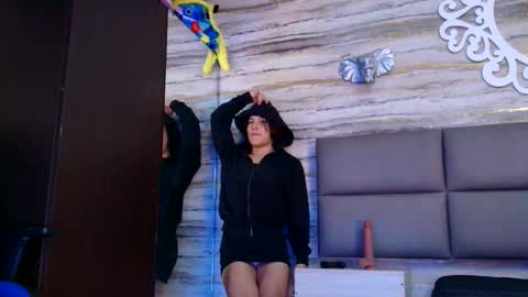 Oliver  online show from January 2026 12:12:02 AM