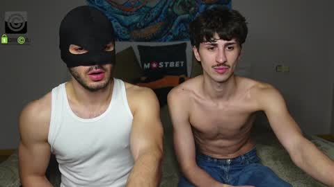 Snapshot of oliver_baker chatting on January 2025 02:53:02 PM Oliver Kaen online show from January 2025 02:53:02 PM