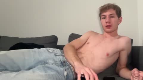 Snapshot of oliver_beck chatting on January 2025 02:03:02 AM Oliver Beck online show from January 2025 02:03:02 AM