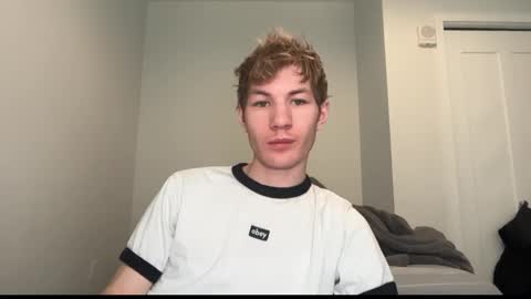 Snapshot of oliver_beck chatting on February 2025 06:47:02 PM Oliver Beck online show from February 2025 06:47:02 PM