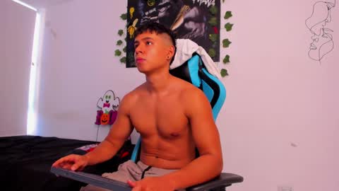 Oliver bray online show from January 2025 10:15:01 PM