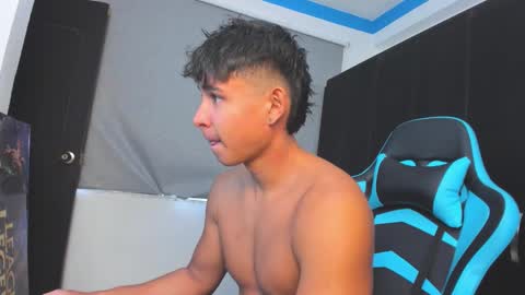 Oliver bray online show from November 2025 03:29:02 PM