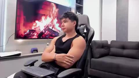 Oliver bray online show from March 2026 04:05:01 AM