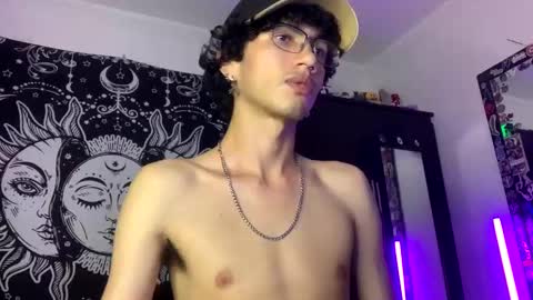 Oliver fast online show from November 2025 06:44:01 AM