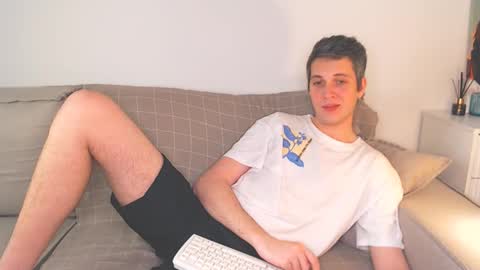 Oliver online show from December 2024 06:32:02 PM