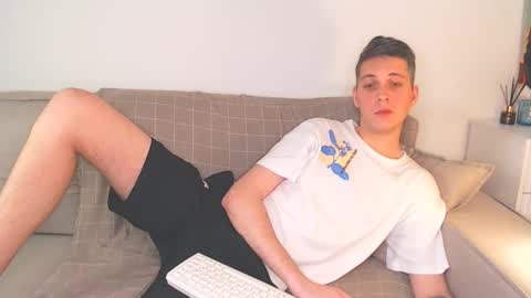 Oliver online show from December 2024 06:20:02 PM