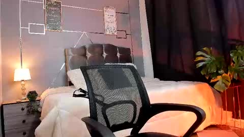 oliver mr  online show from November 2025 07:32:02 PM