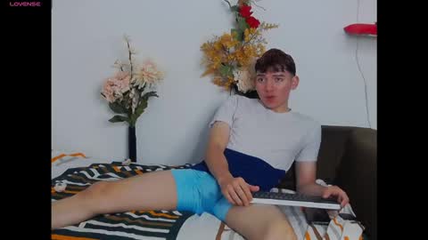 oliver online show from November 2025 02:44:02 AM