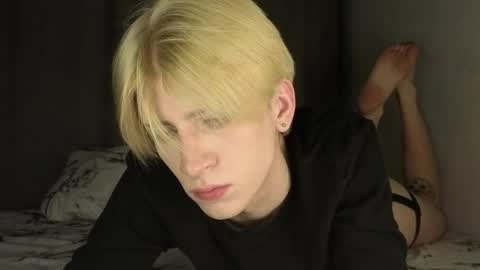 Snapshot of oliver_star_boy chatting on May 2026 06:46:01 PM oliver online show from May 2026 06:46:01 PM