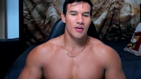 oliver_tommy online show from November 2025 01:15:01 AM