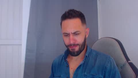 oliver online show from January 2025 12:09:01 AM