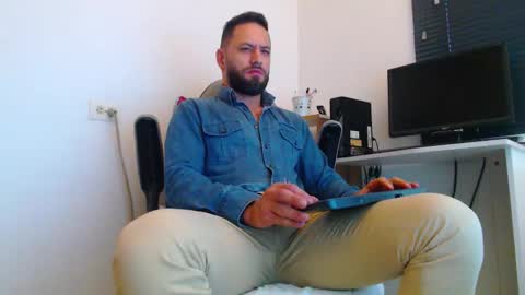 oliver online show from March 2026 03:50:01 PM