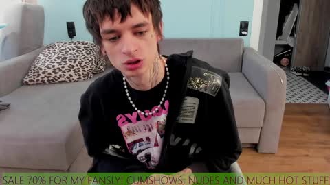 oliverrgroove online show from December 2024 08:01:01 AM