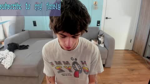 oliverrgroove online show from January 2025 08:02:01 AM