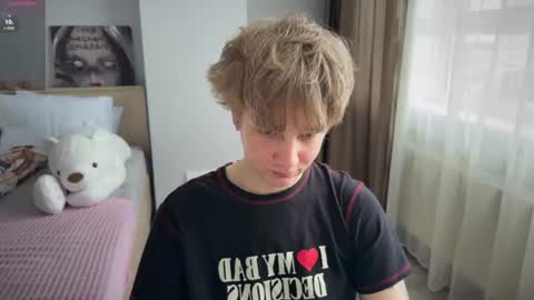 Snapshot of olivertasty chatting on June 2026 12:14:02 PM oliver online show from June 2026 12:14:02 PM