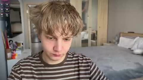 Snapshot of olivertasty chatting on July 2026 03:47:01 PM oliver online show from July 2026 03:47:01 PM