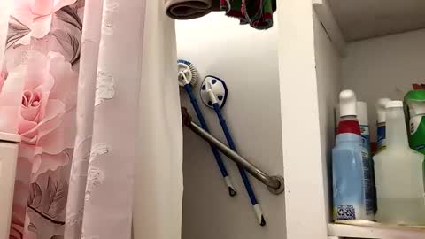 olivertwist1273 online show from May 2026 02:38:02 PM